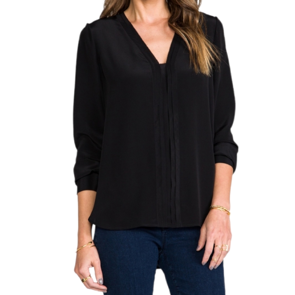 *SOLD* Vince Silk Picot Edge Blouse - Small - Picture 6 of 7